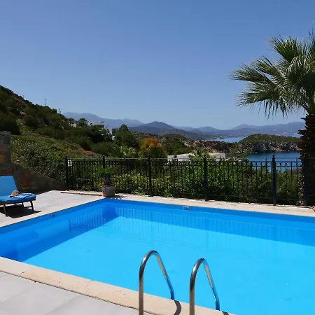Collection Villas, Selini Villa Istro