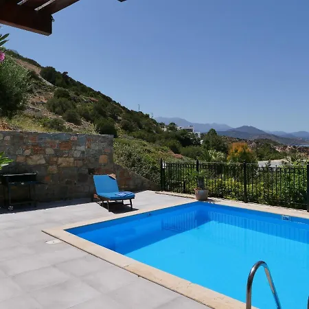 One Bedroom Villa With Private Seawater Pool Just 150 Meters From The Sea Ίστρο